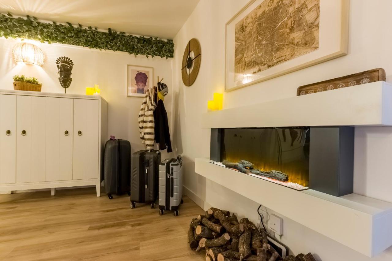Хостел Santo - Coworking - Coliving - Мадрид Экстерьер фото