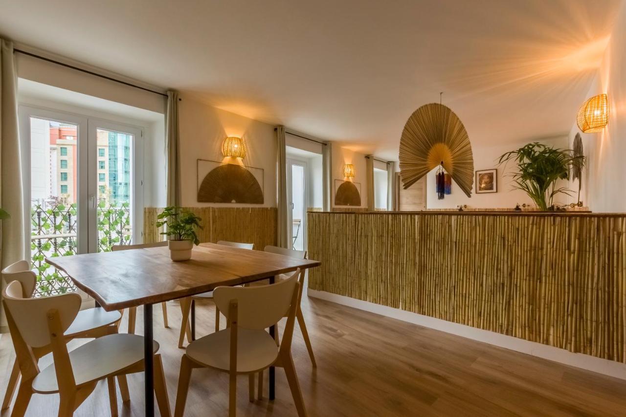 Хостел Santo - Coworking - Coliving - Мадрид Экстерьер фото